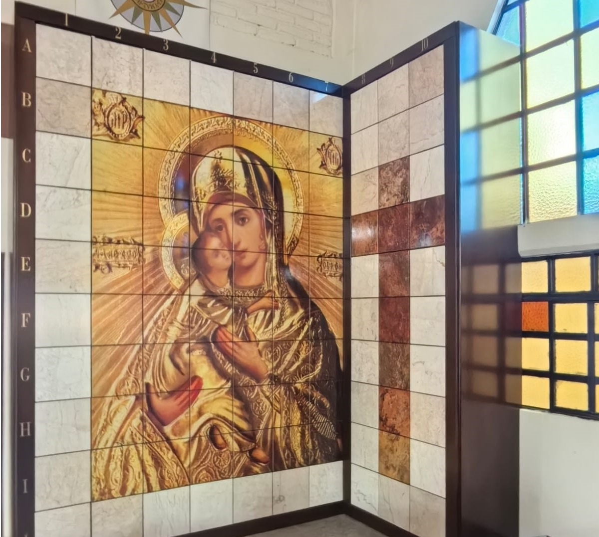 PARROQUIA SANTA MARÃA VIRGEN